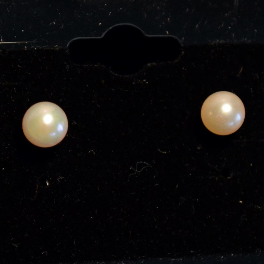 Vintage 5mm Pearl Stud Earrings-FREE with Purchase*